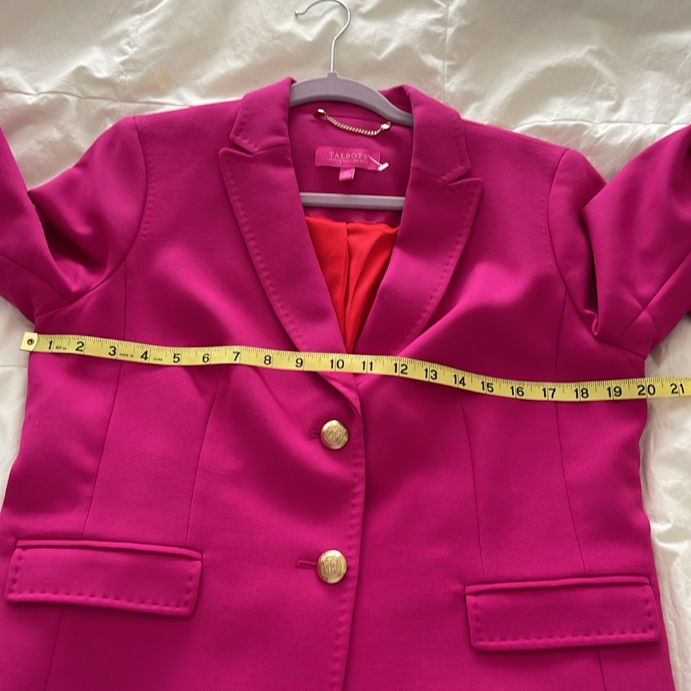 Talbots Limited Edition 2017 Vibrant Pink Wool Blazer w Gold Crest Buttons - Picture 15 of 16